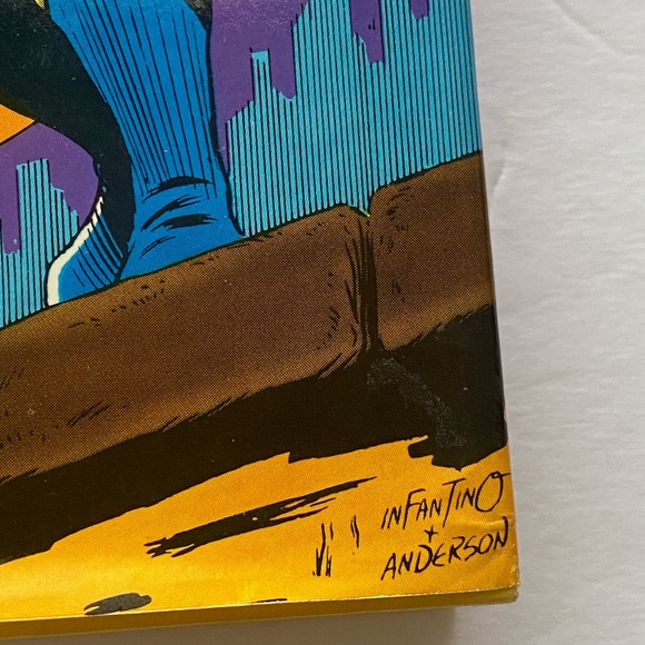 Batman with Robin The Boy Wonder From the 30’s to the 70s hardcover Bridwell - Picture 10 of 17